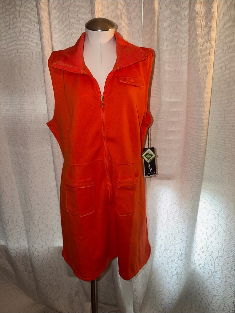 A. Putnam golf dress